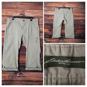 Eddie Bauer Capri Pants Size 14 Light Olive Green Utility 100% Cotton Roll Cuff
